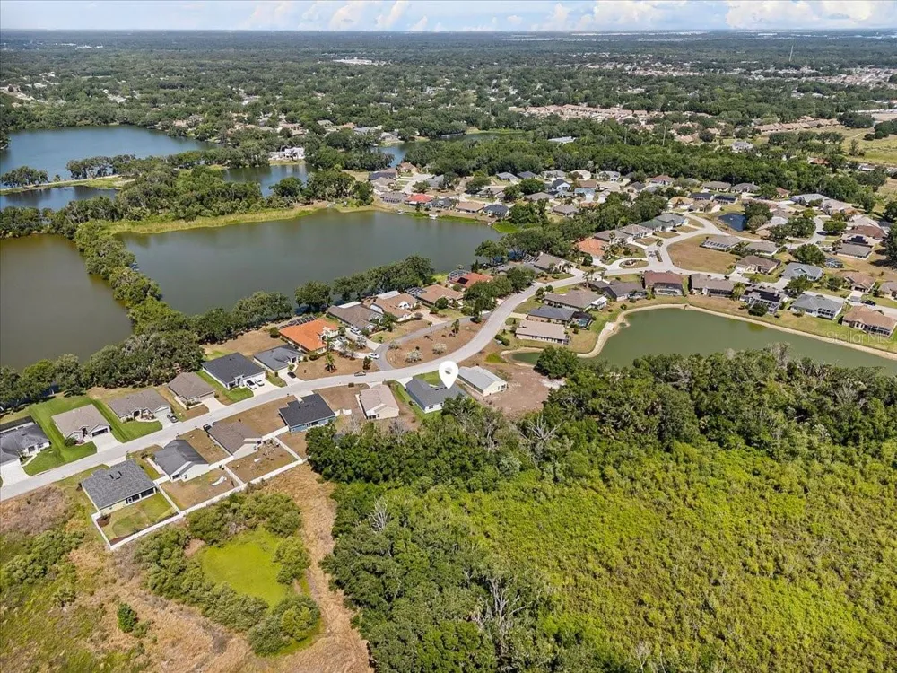 4502 FAIRWAY OAKS DRIVE Mulberry, FL 33860