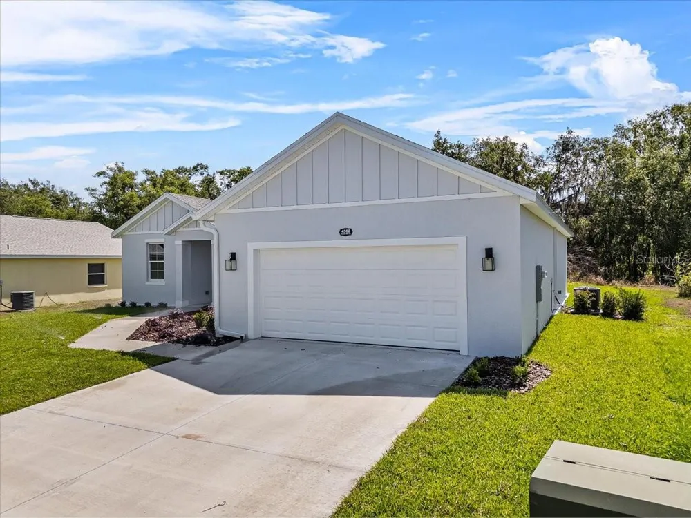 4502 FAIRWAY OAKS DRIVE Mulberry, FL 33860