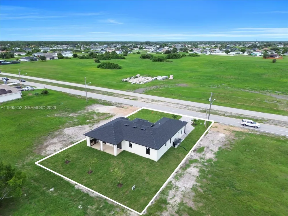 2720 Santa Barbara blvd n Cape Coral, FL 33993
