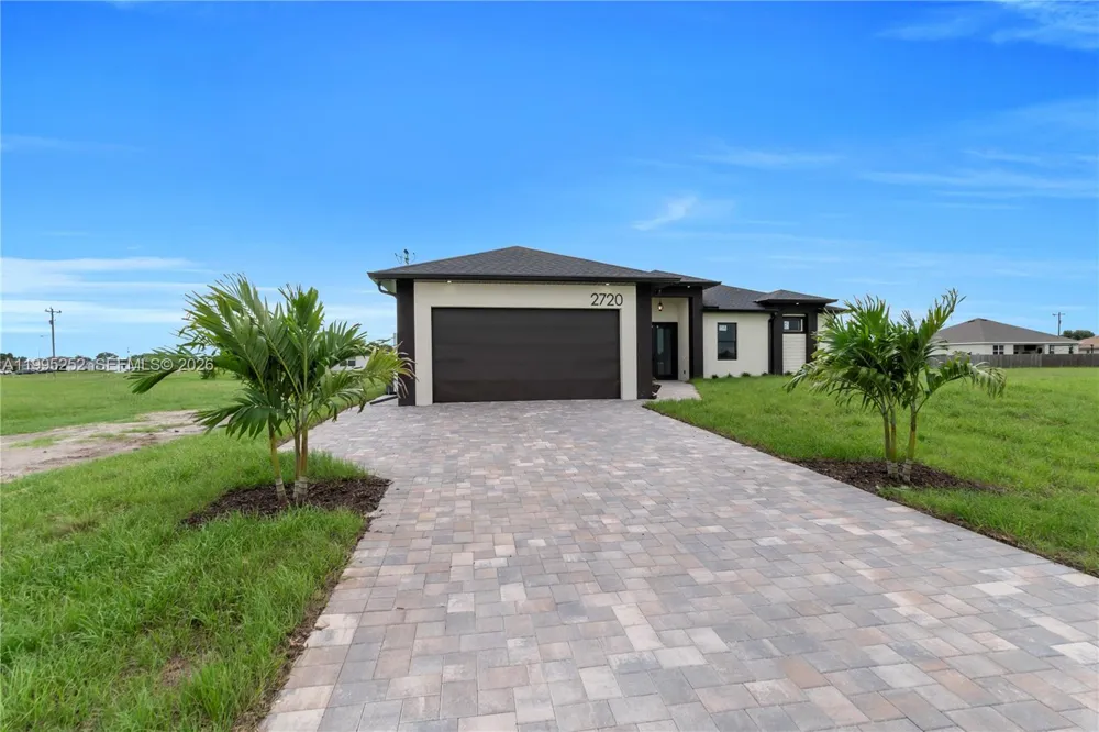 2720 Santa Barbara blvd n Cape Coral, FL 33993