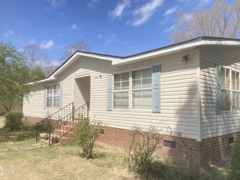 1586 Gum Swamp Church Road