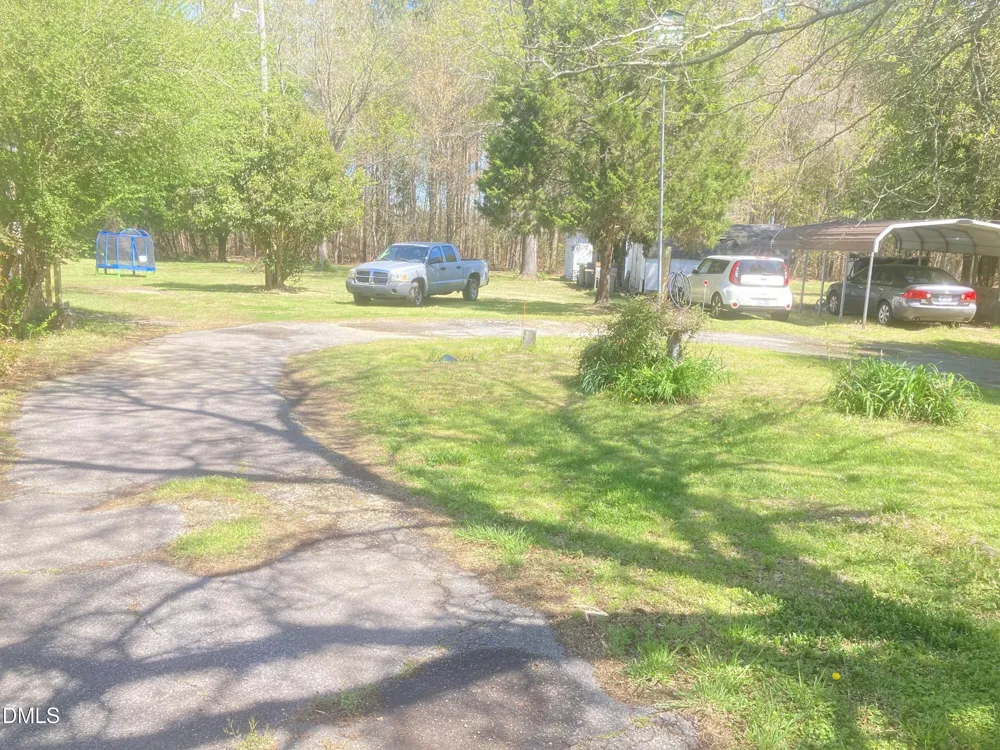 1586 Gum Swamp Church Road Greenville, NC 27834