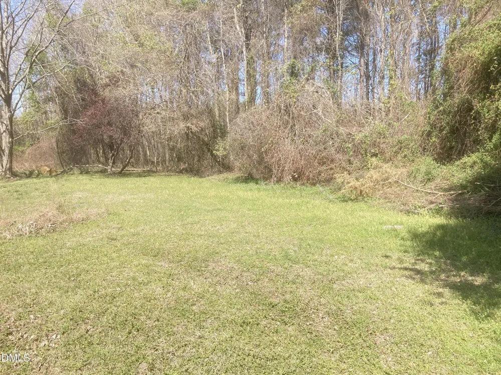 1586 Gum Swamp Church Road Greenville, NC 27834