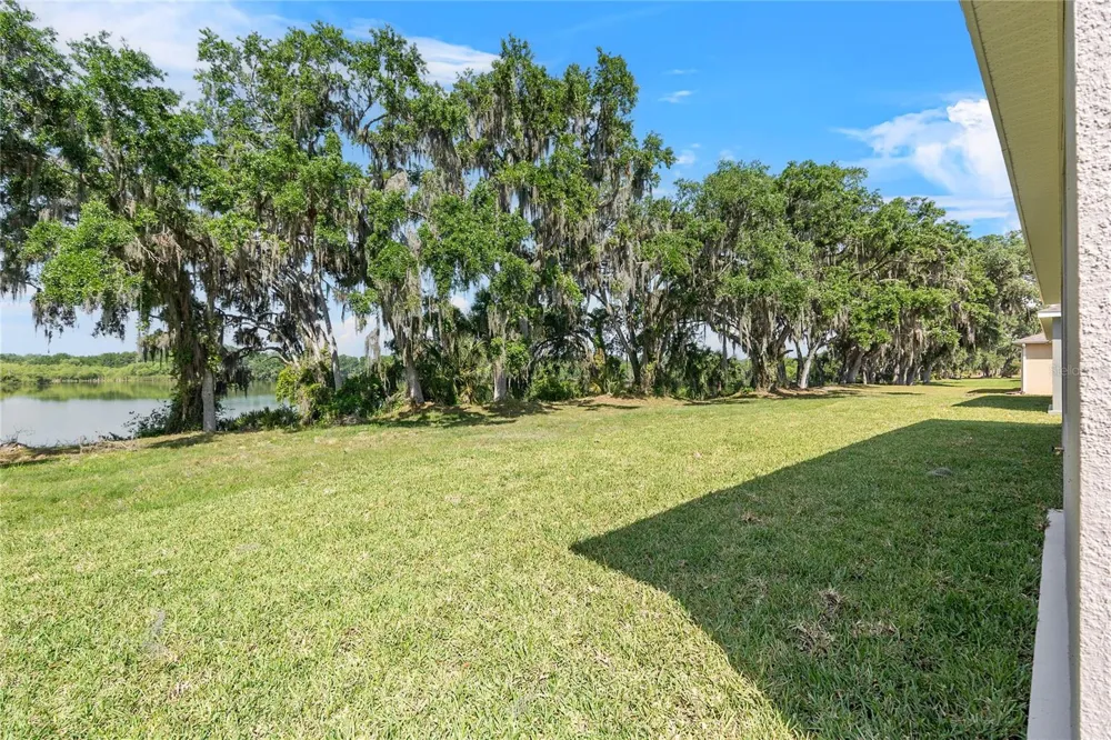 4541 FAIRWAY OAKS DRIVE Mulberry, FL 33860