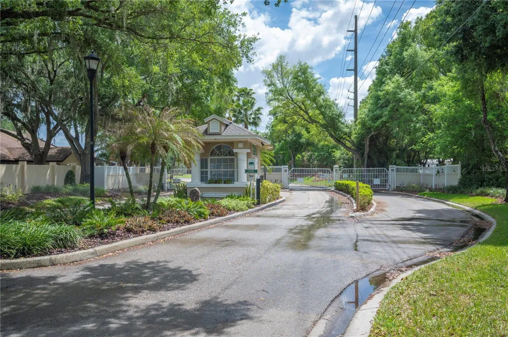4541 FAIRWAY OAKS DRIVE Mulberry, FL 33860