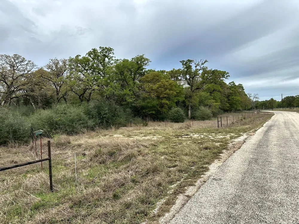 3 County Road 312 Thrall, TX 76578