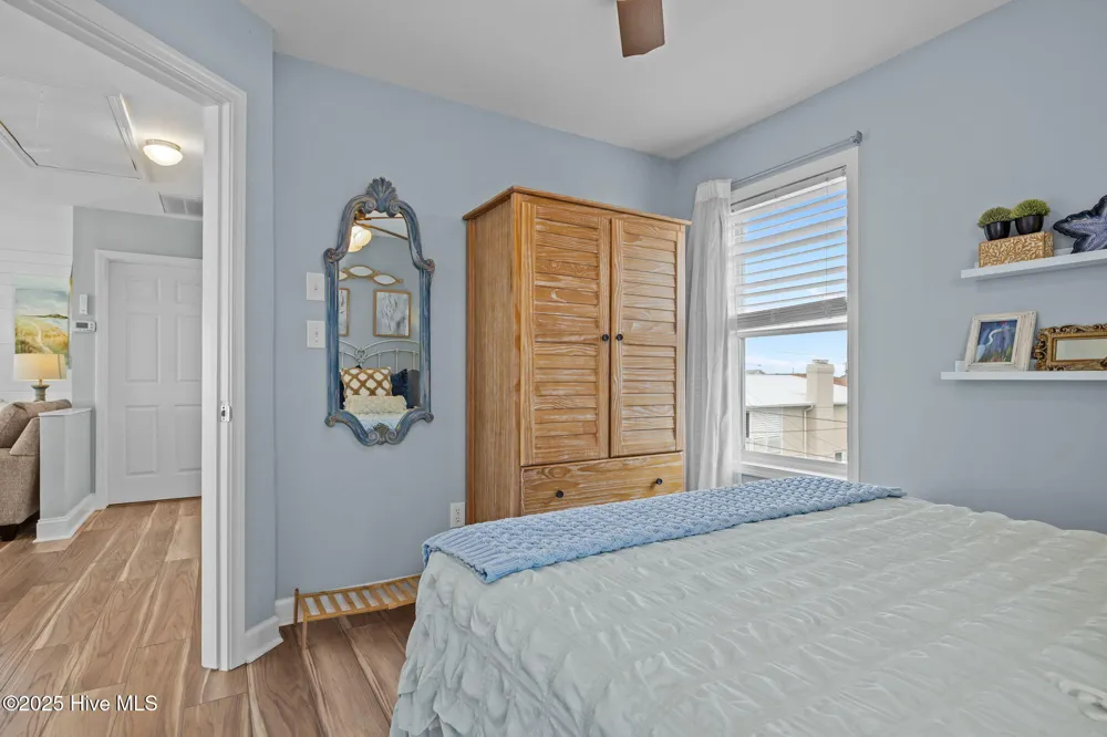 201 W Glenn Street Atlantic Beach, NC 28512