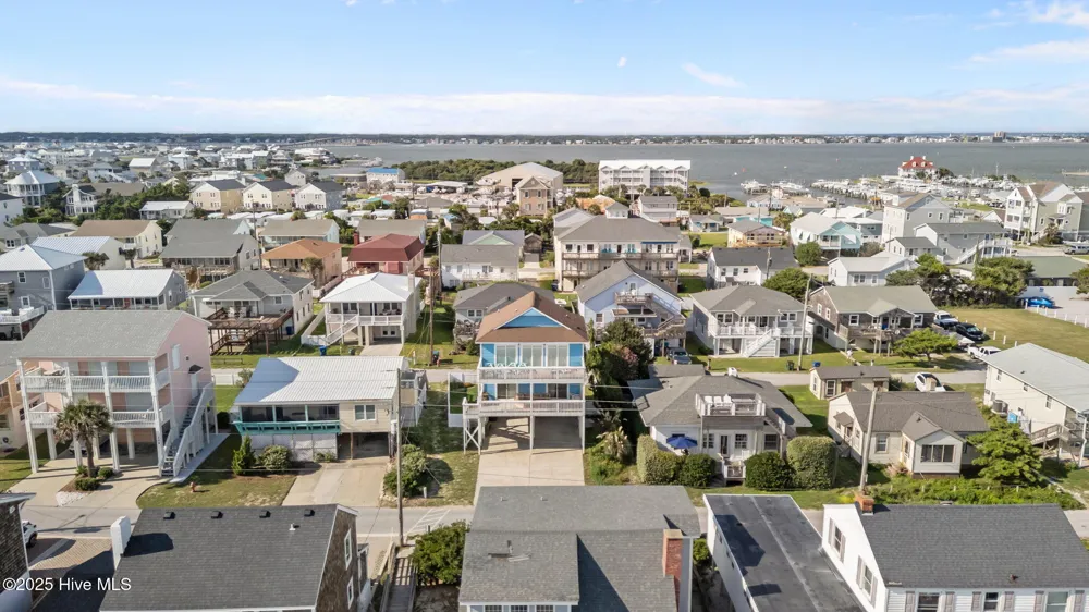 201 W Glenn Street Atlantic Beach, NC 28512