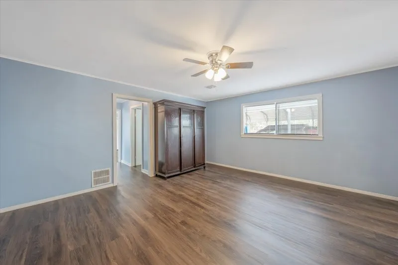 1419 Sycamore Palestine, TX 75801