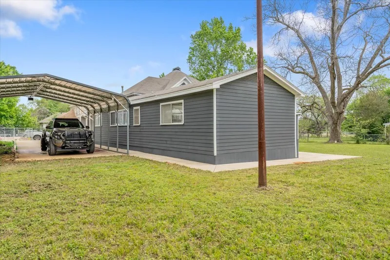 1419 Sycamore Palestine, TX 75801