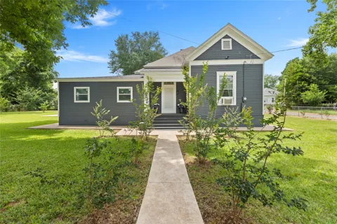 1419 Sycamore