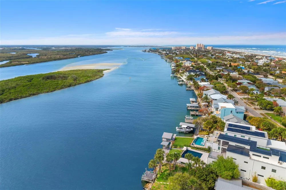 1194 PENINSULA AVENUE New Smyrna Beach, FL 32169