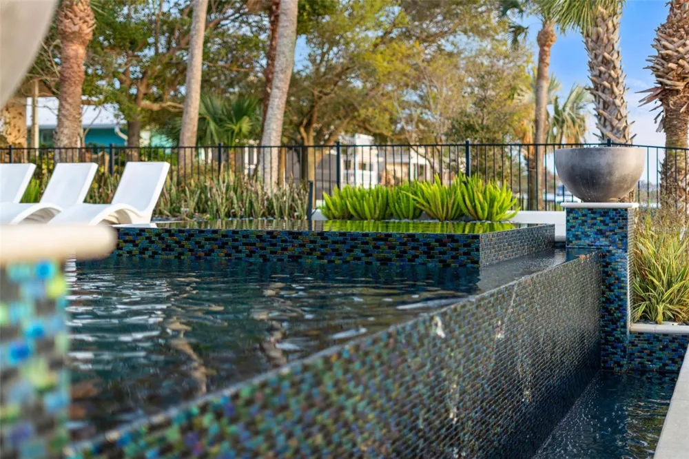 1194 PENINSULA AVENUE New Smyrna Beach, FL 32169