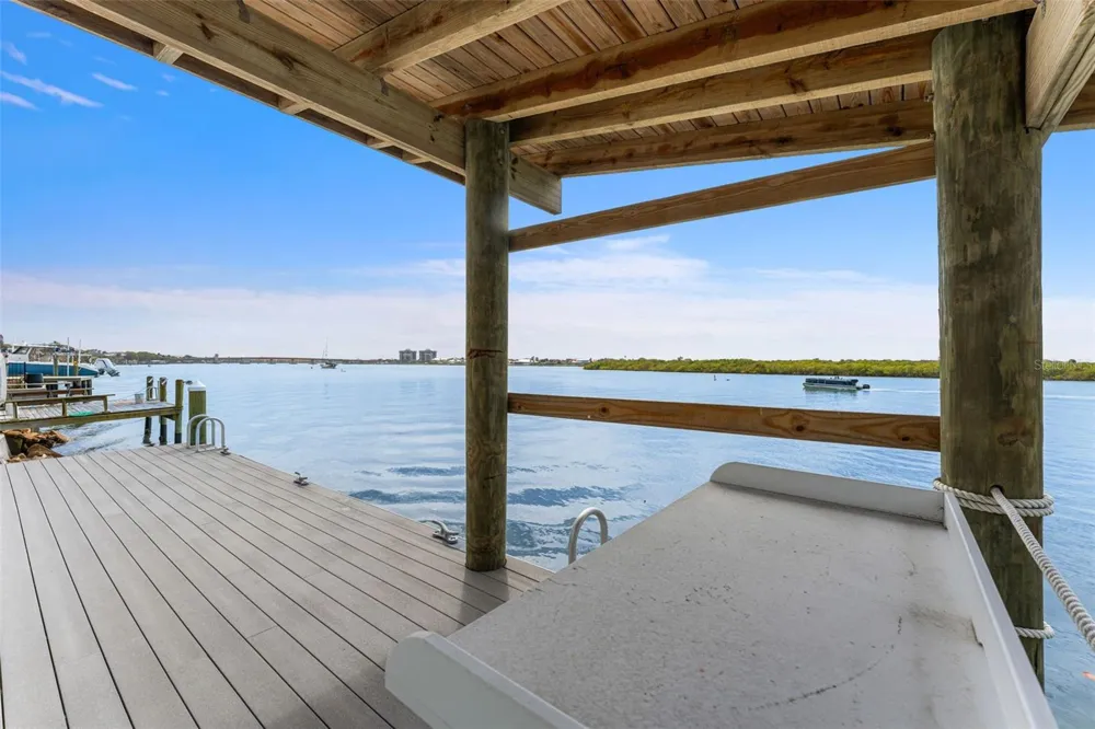 1194 PENINSULA AVENUE New Smyrna Beach, FL 32169