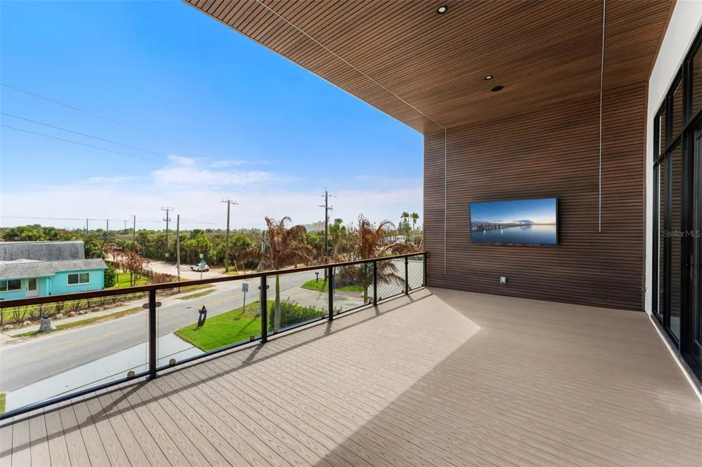 1194 PENINSULA AVENUE New Smyrna Beach, FL 32169