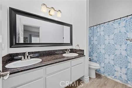 3936 W 5th #44 Santa Ana, CA 92703