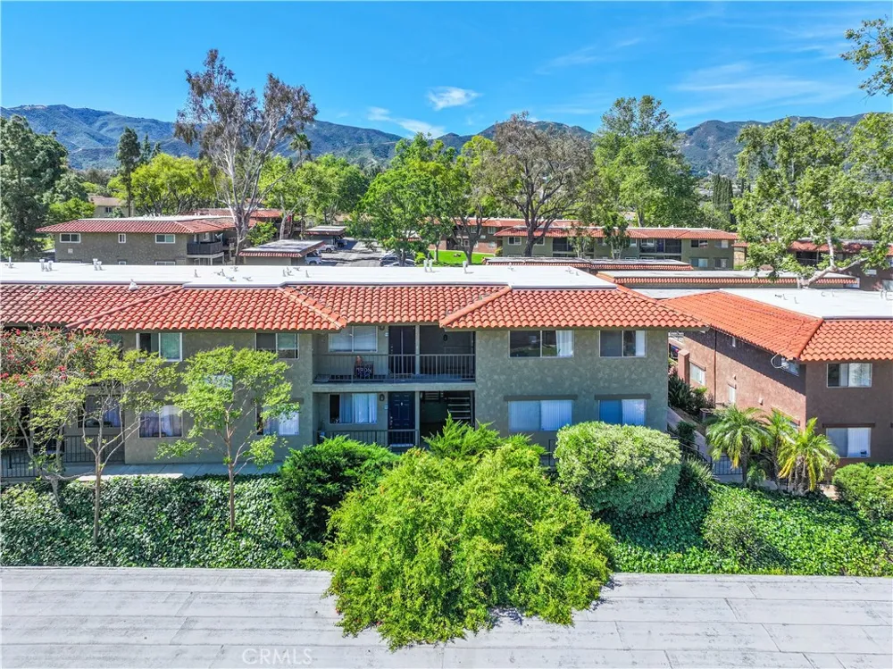 1518 Border #G Corona, CA 92882