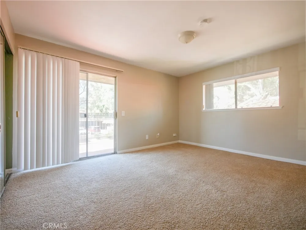 1518 Border #G Corona, CA 92882