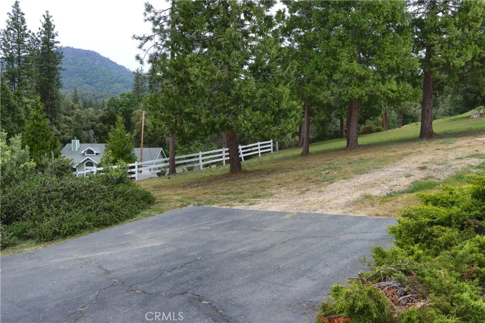 5672 Pautzke Court Mariposa, CA 95338