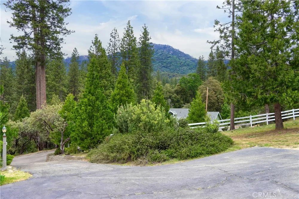5672 Pautzke Court Mariposa, CA 95338
