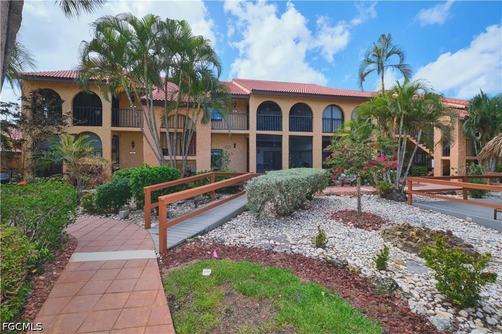 SW 4th Place #503 Cape Coral, FL 33914