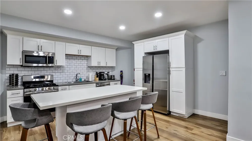 408 S Flower Street Santa Ana, CA 92703