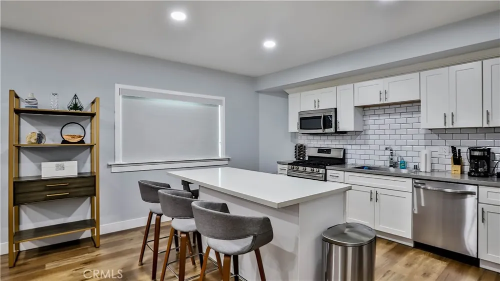 408 S Flower Street Santa Ana, CA 92703