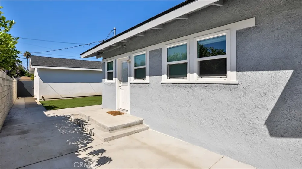 408 S Flower Street Santa Ana, CA 92703