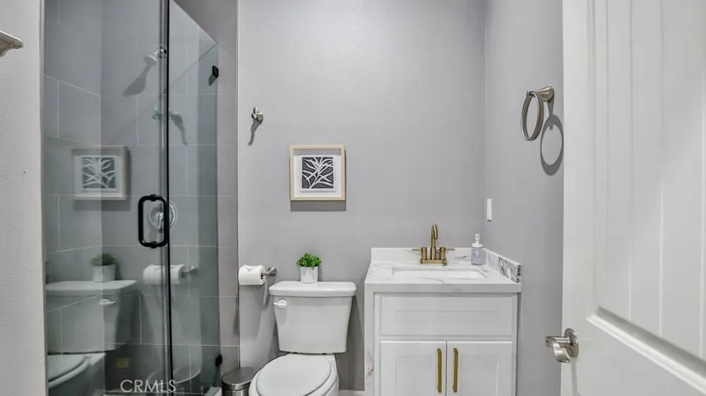 408 S Flower Street Santa Ana, CA 92703