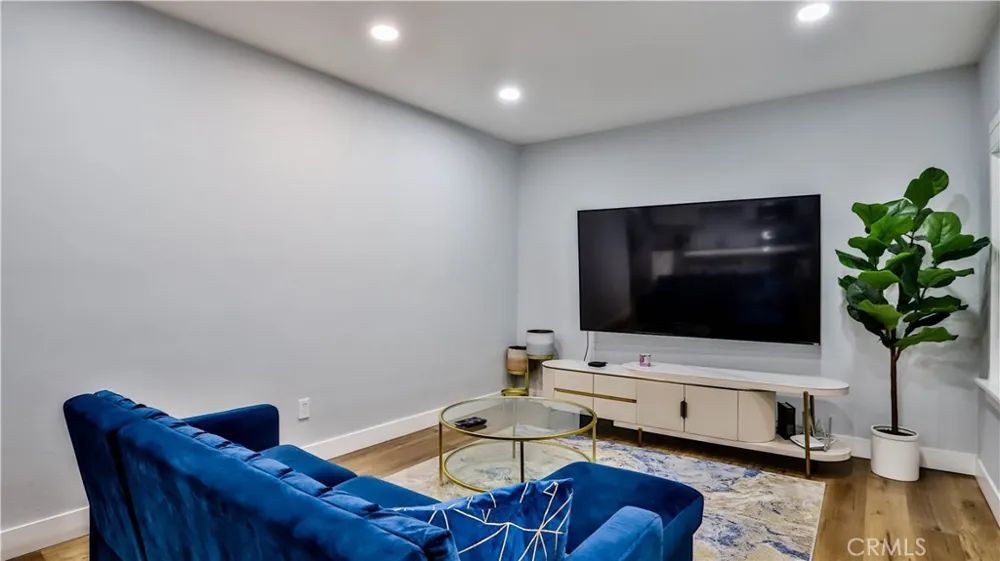 408 S Flower Street Santa Ana, CA 92703