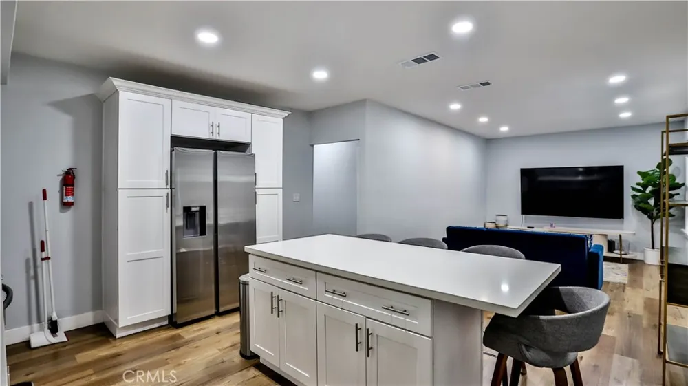 408 S Flower Street Santa Ana, CA 92703