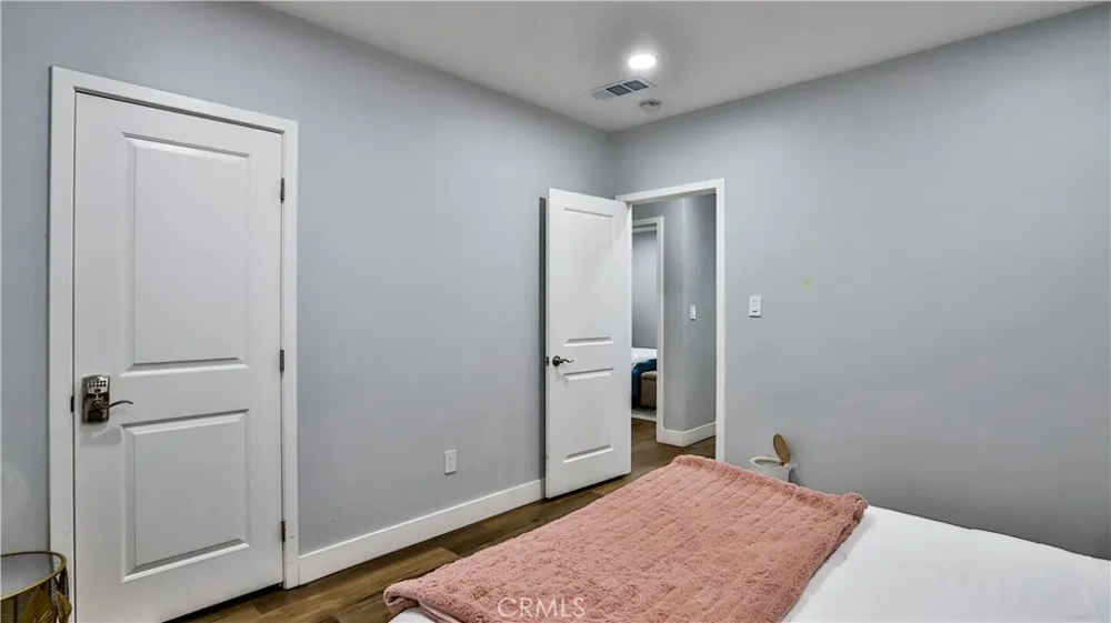 408 S Flower Street Santa Ana, CA 92703