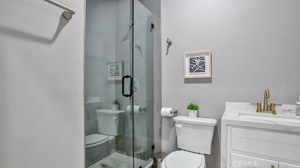 408 S Flower Street Santa Ana, CA 92703