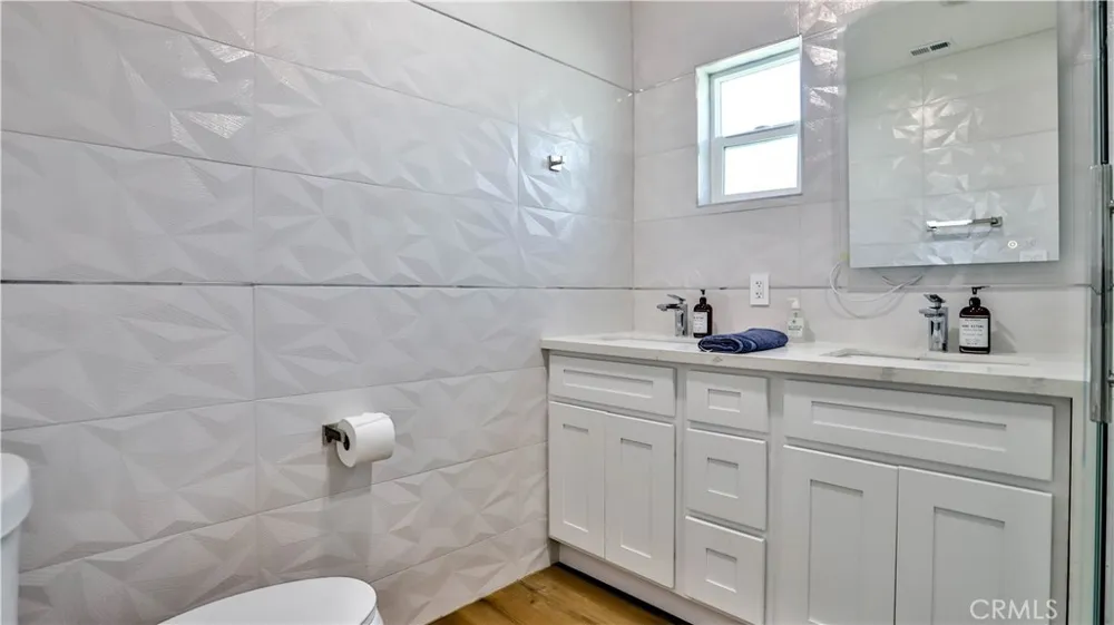 408 S Flower Street Santa Ana, CA 92703