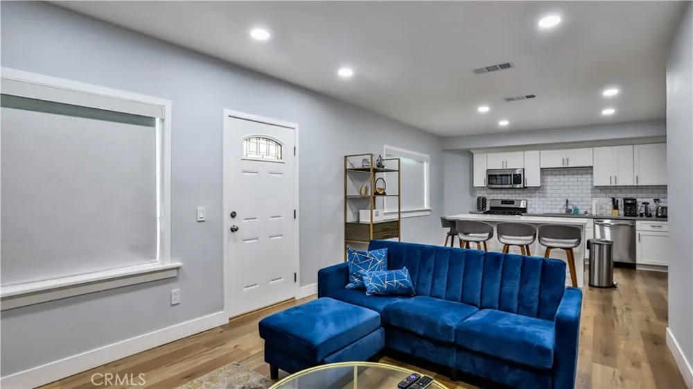 408 S Flower Street Santa Ana, CA 92703
