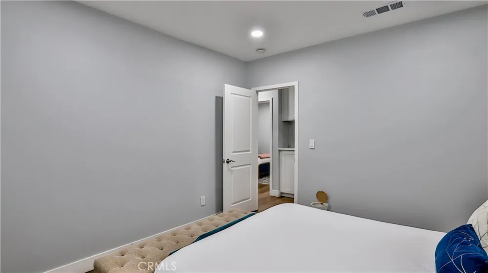 408 S Flower Street Santa Ana, CA 92703