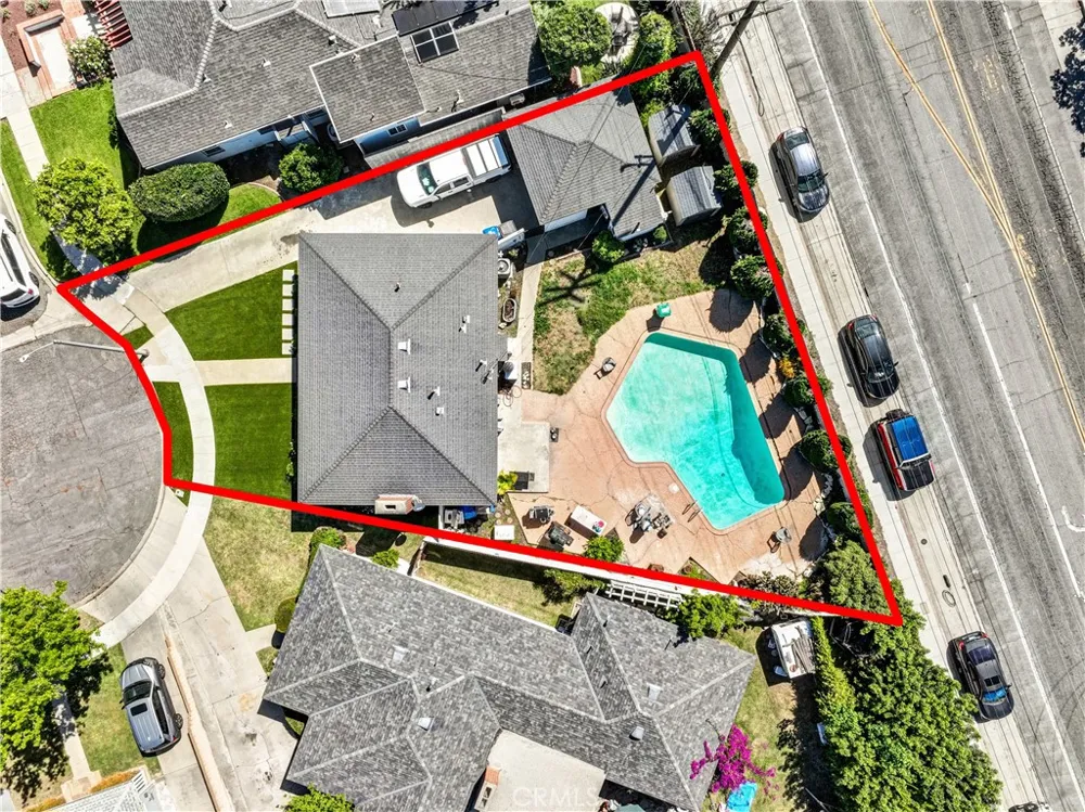 3965 Marshall Long Beach, CA 90807