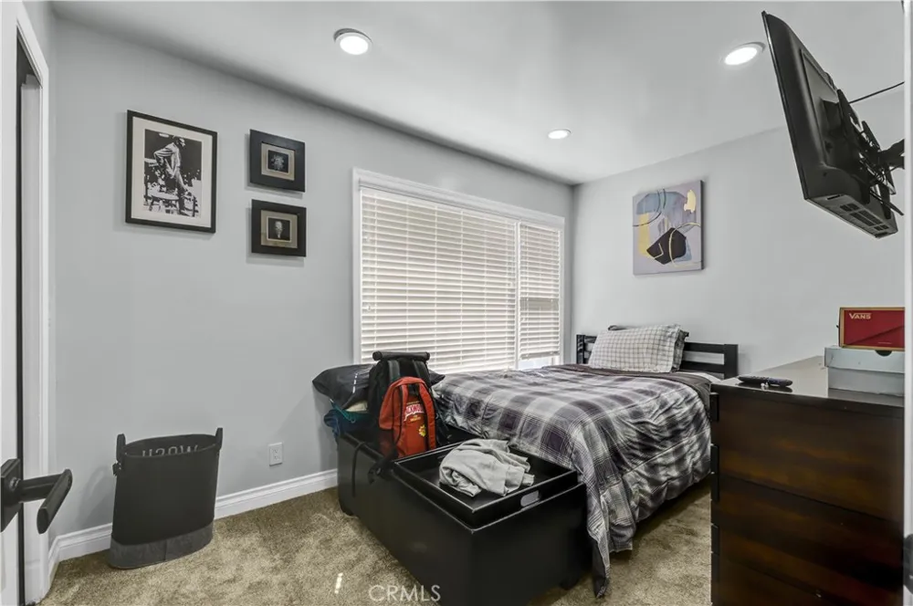 3965 Marshall Long Beach, CA 90807