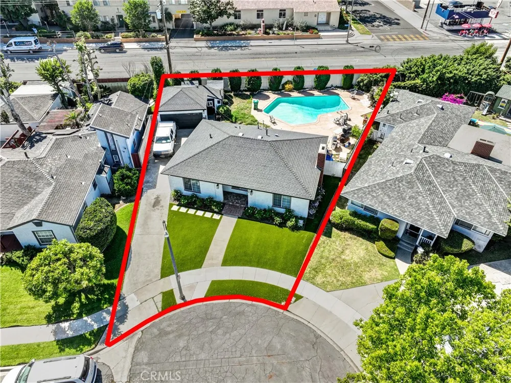 3965 Marshall Long Beach, CA 90807