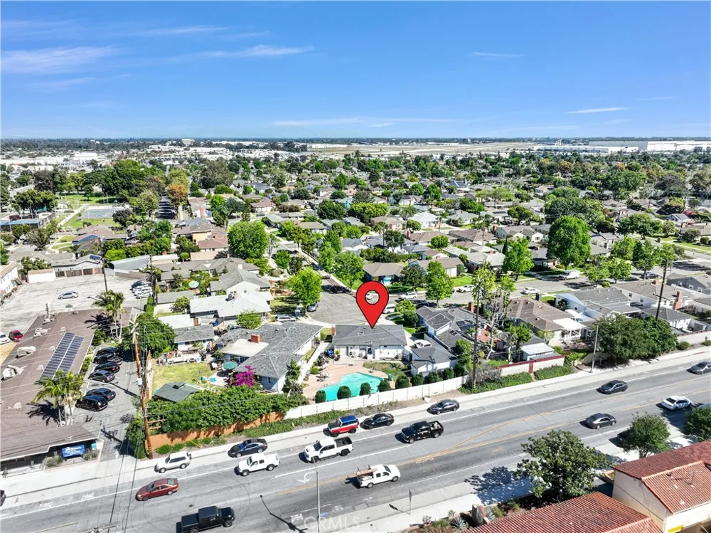 3965 Marshall Long Beach, CA 90807