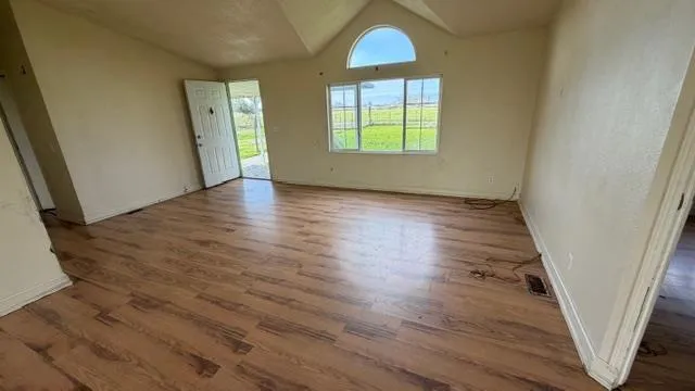 8340 Mcclure Avenue Gerber, CA 96035