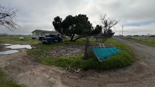8340 Mcclure Avenue Gerber, CA 96035