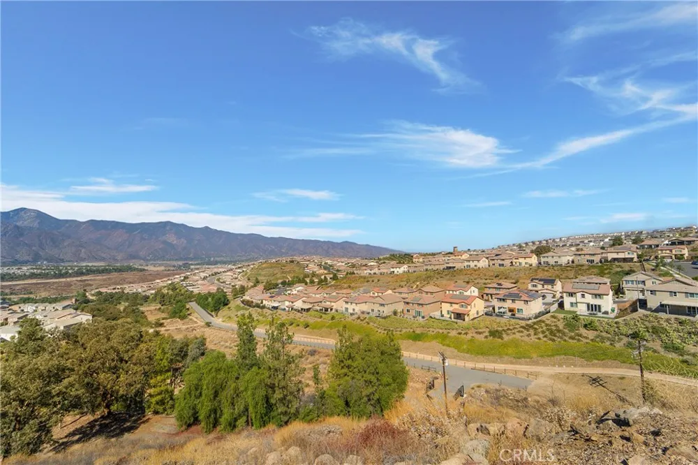11085 Canyon Circle Corona, CA 92883