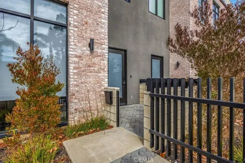 756 W 19th Street #B