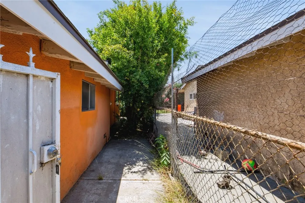 338 Conlon La Puente, CA 91744