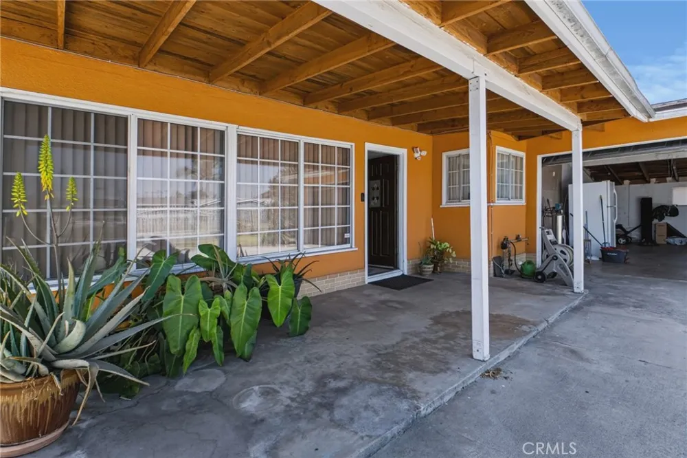 338 Conlon La Puente, CA 91744
