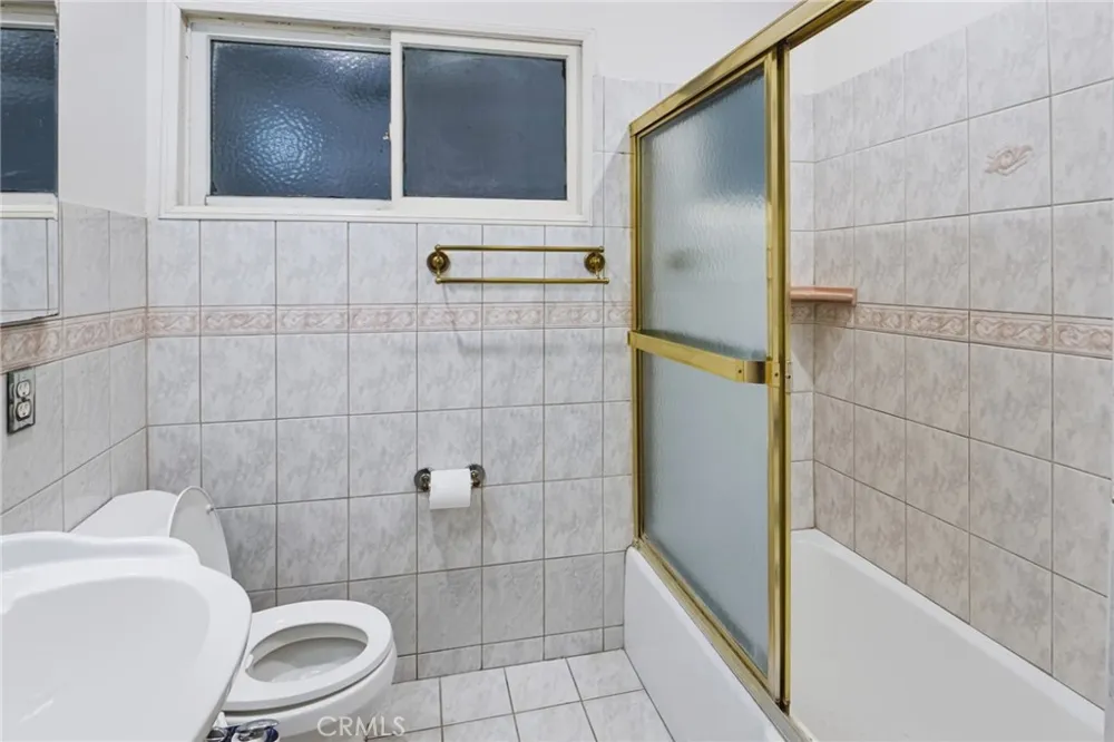 338 Conlon La Puente, CA 91744