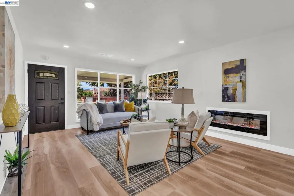 4708 Portola Dr Fremont, CA 94536