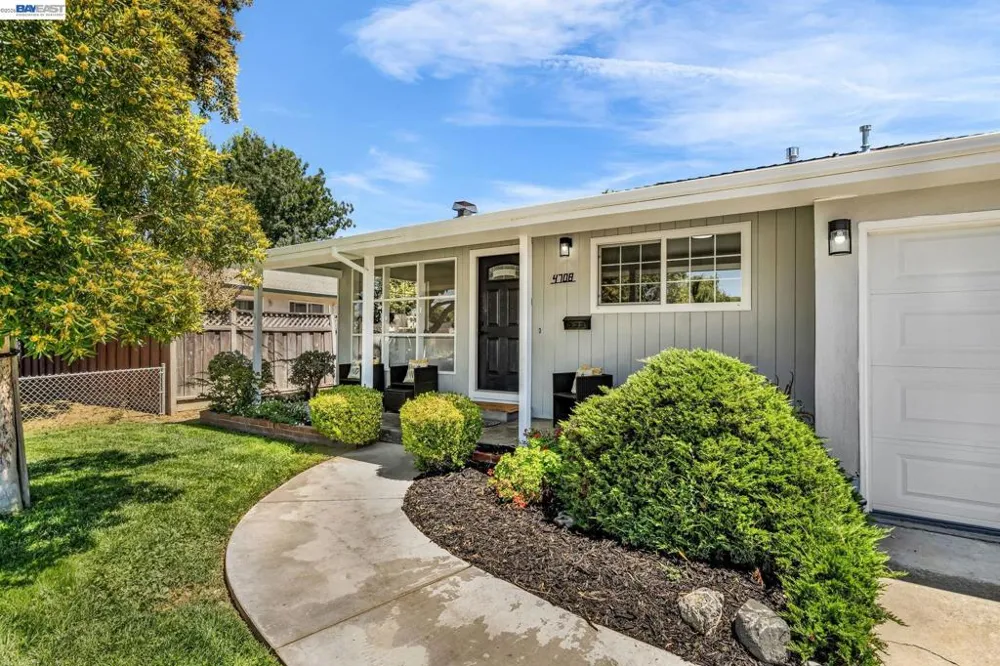 4708 Portola Dr Fremont, CA 94536