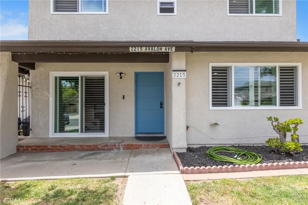 2215 E Avalon Santa Ana, CA 92705